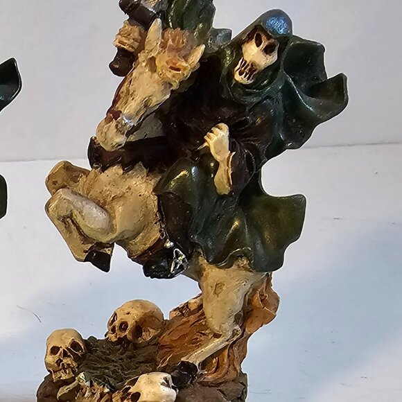 17 Game pieces, for mid-evil fantasy game. - Picture 9 of 9